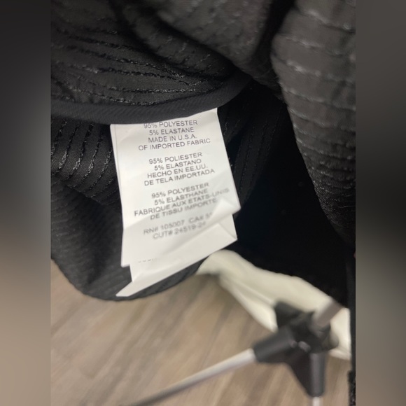 COPY - Max Mara Sequins Sleeveless Black Top Size 10 (Medium) NWT - Picture 11 of 14